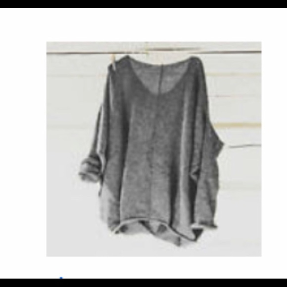 Slouchy thin grey/blue sweater size small